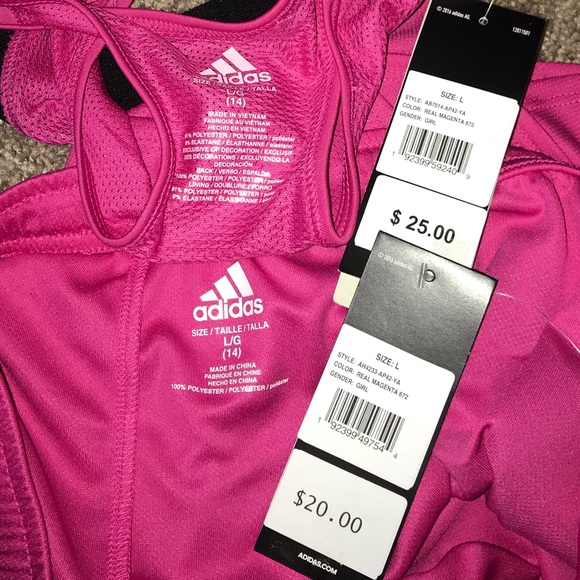NWT Adidas Sports Bra and Shorts. - Picture 5 of 5